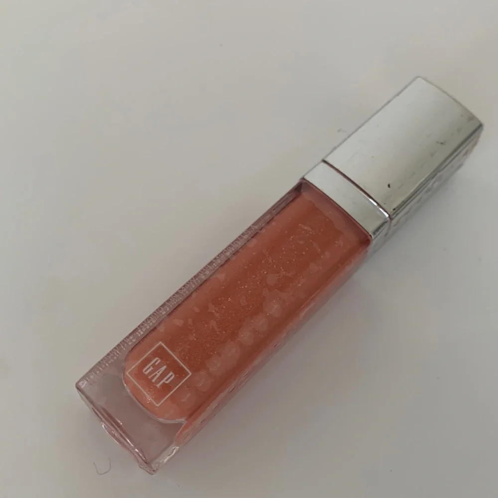 Gap - Lipgloss - Picture 1 of 4